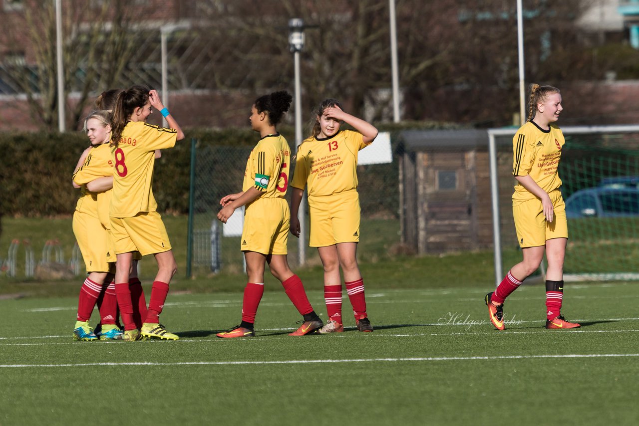 Bild 364 - B-Juniorinnen SG Weststeinburg/Bei - SV Fisia 03 : Ergebnis: 1:2